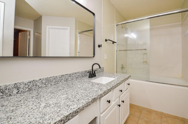 19503 Montclair Meadow Lane, Katy, TX 77449