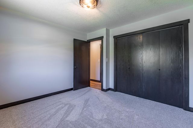 5897 Woodrose Court SE, Rochester, MN 55904