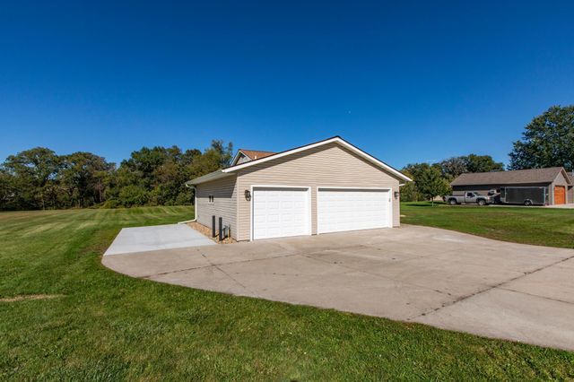 5897 Woodrose Court SE, Rochester, MN 55904