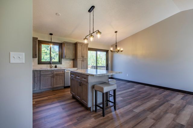 5897 Woodrose Court SE, Rochester, MN 55904