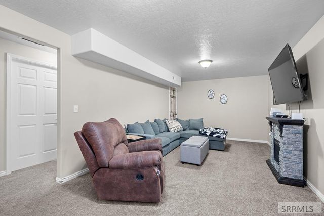 273 N Creighton Way, Idaho Falls, ID 83401