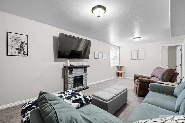 273 N Creighton Way, Idaho Falls, ID 83401