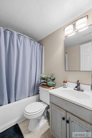 273 N Creighton Way, Idaho Falls, ID 83401