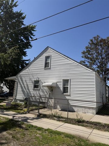 21004 Syracuse Avenue, Warren, MI 48091