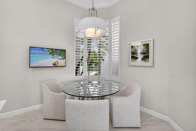 131 Porto Vecchio Way, Palm Beach Gardens, FL 33418