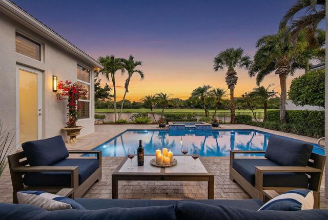 131 Porto Vecchio Way, Palm Beach Gardens, FL 33418