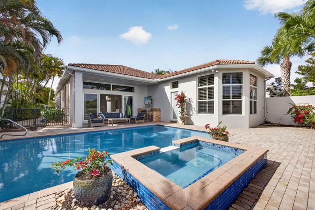 131 Porto Vecchio Way, Palm Beach Gardens, FL 33418