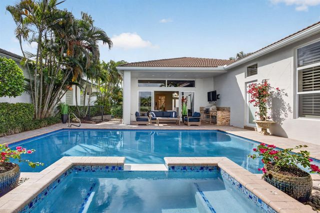 131 Porto Vecchio Way, Palm Beach Gardens, FL 33418