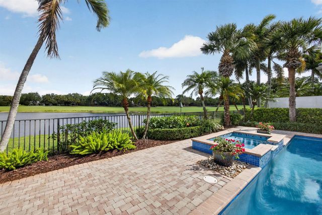 131 Porto Vecchio Way, Palm Beach Gardens, FL 33418