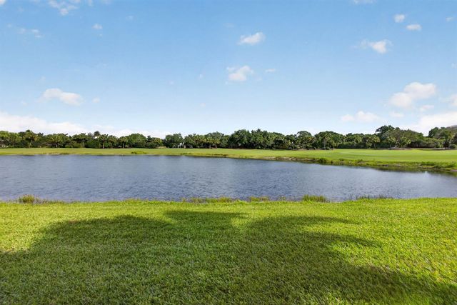131 Porto Vecchio Way, Palm Beach Gardens, FL 33418