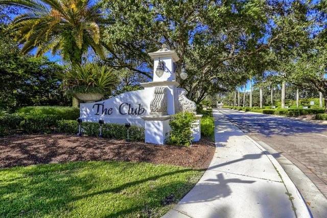131 Porto Vecchio Way, Palm Beach Gardens, FL 33418