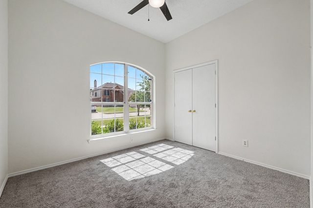 7315 Marsland Lane, Arlington, TX 76001