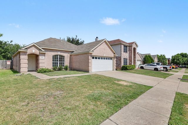 7315 Marsland Lane, Arlington, TX 76001