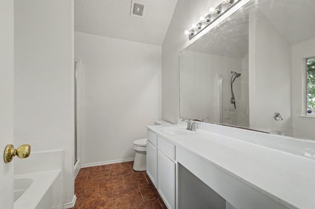 7315 Marsland Lane, Arlington, TX 76001