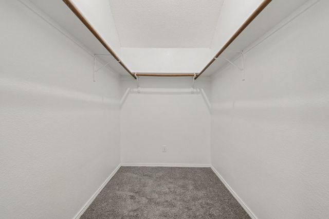 7315 Marsland Lane, Arlington, TX 76001