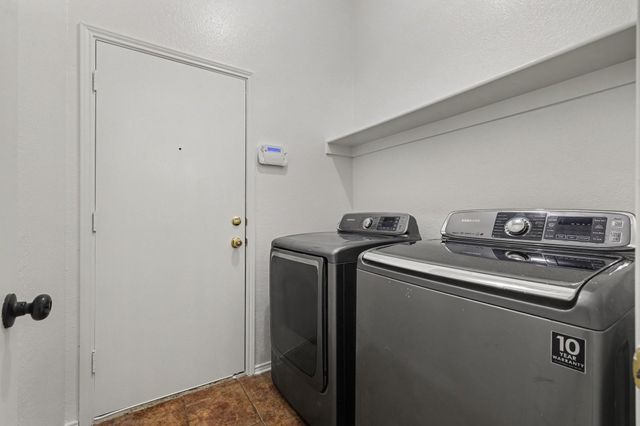 7315 Marsland Lane, Arlington, TX 76001