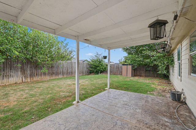 7315 Marsland Lane, Arlington, TX 76001