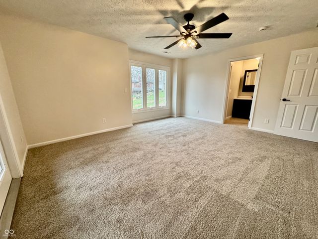 1510 W Shore Loop, Martinsville, IN 46151