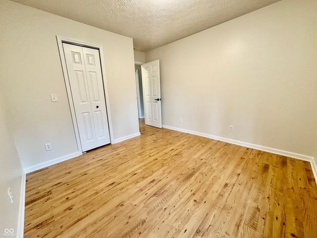 1510 W Shore Loop, Martinsville, IN 46151