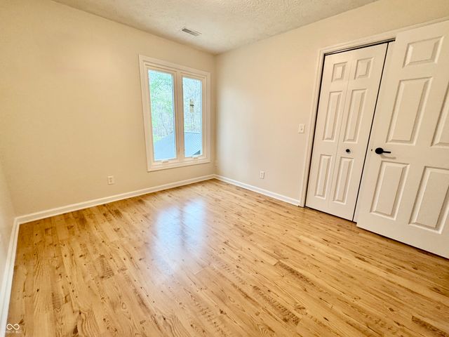1510 W Shore Loop, Martinsville, IN 46151
