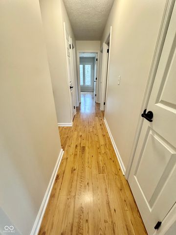 1510 W Shore Loop, Martinsville, IN 46151