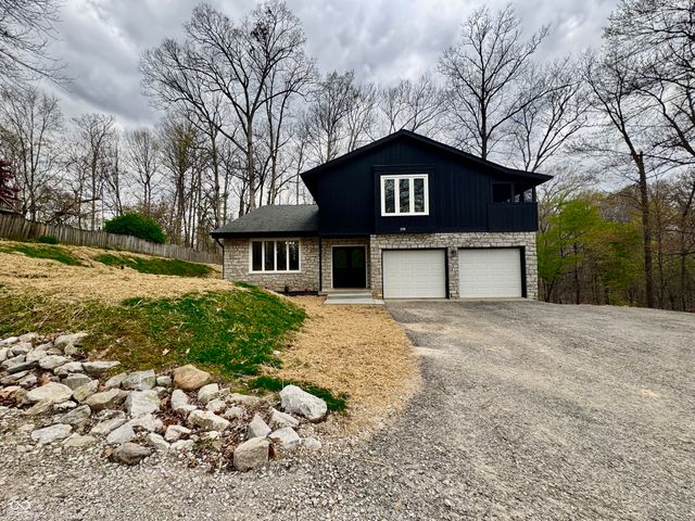 1510 W Shore Loop, Martinsville, IN 46151