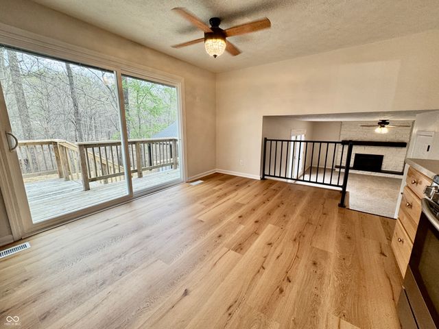 1510 W Shore Loop, Martinsville, IN 46151