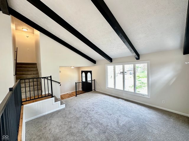 1510 W Shore Loop, Martinsville, IN 46151