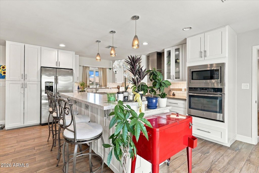 8214 E BUENA TERRA Way, Scottsdale, AZ 85250 — photo 4