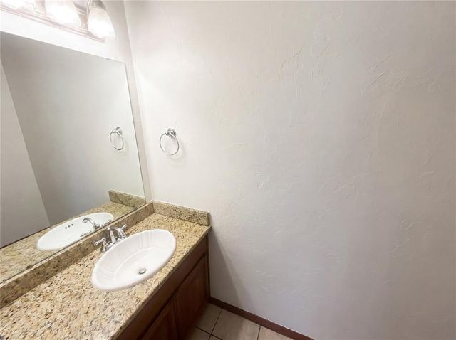 13808 S Robinson Avenue, Oklahoma City, OK 73170
