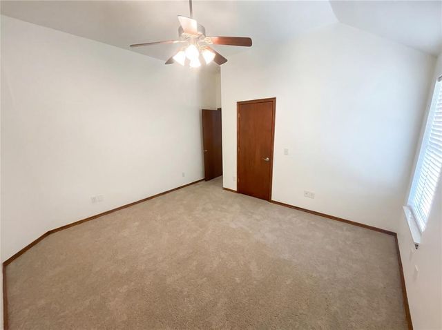 13808 S Robinson Avenue, Oklahoma City, OK 73170