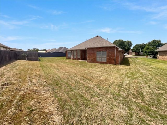 13808 S Robinson Avenue, Oklahoma City, OK 73170