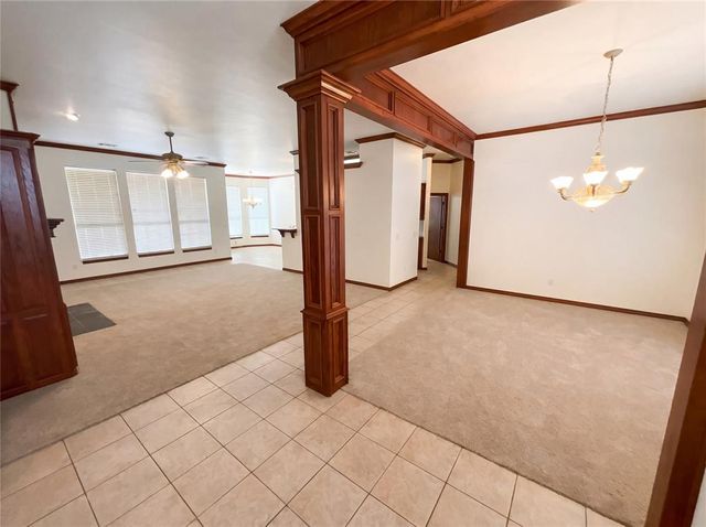 13808 S Robinson Avenue, Oklahoma City, OK 73170
