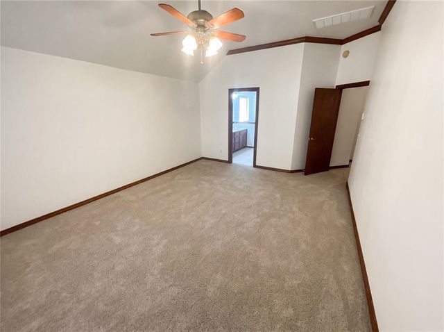 13808 S Robinson Avenue, Oklahoma City, OK 73170