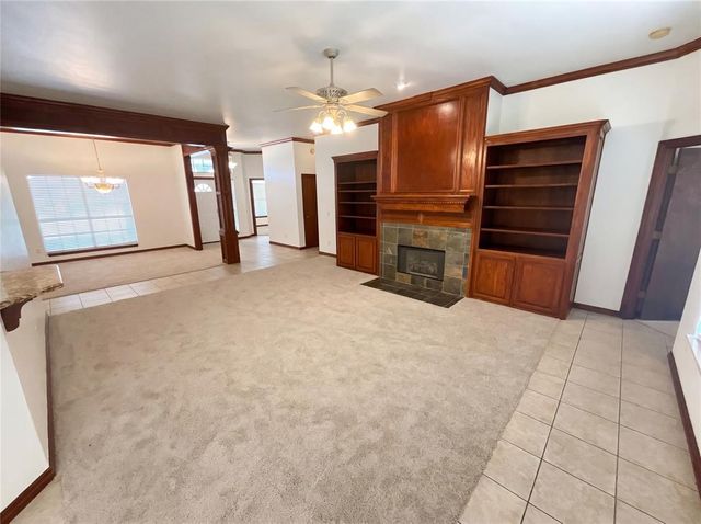 13808 S Robinson Avenue, Oklahoma City, OK 73170