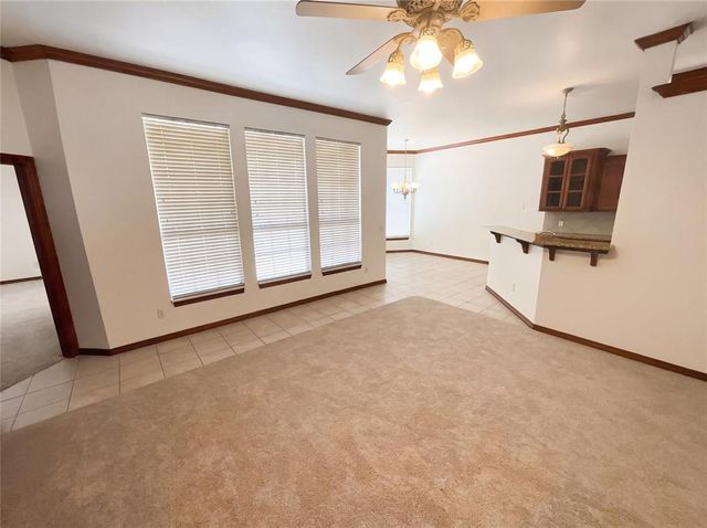 13808 S Robinson Avenue, Oklahoma City, OK 73170