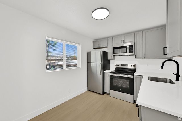 3831 S ORCHARD AVE, South Ogden, UT 84403