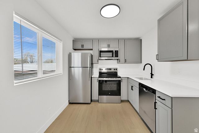 3831 S ORCHARD AVE, South Ogden, UT 84403