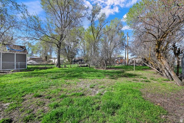 3831 S ORCHARD AVE, South Ogden, UT 84403