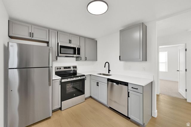 3831 S ORCHARD AVE, South Ogden, UT 84403