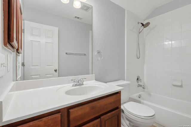 15107 S Wingheart, San Antonio, TX 78253