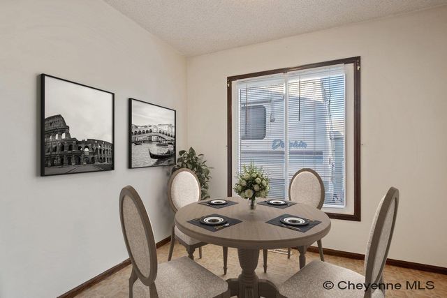 821 STEVENS DR, Cheyenne, WY 82001