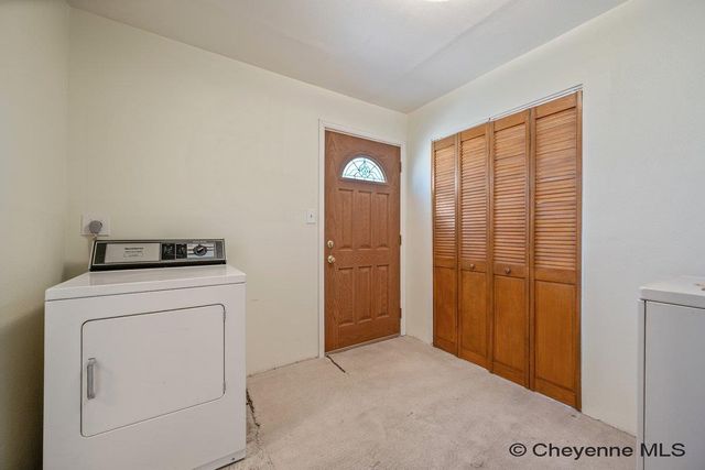 821 STEVENS DR, Cheyenne, WY 82001