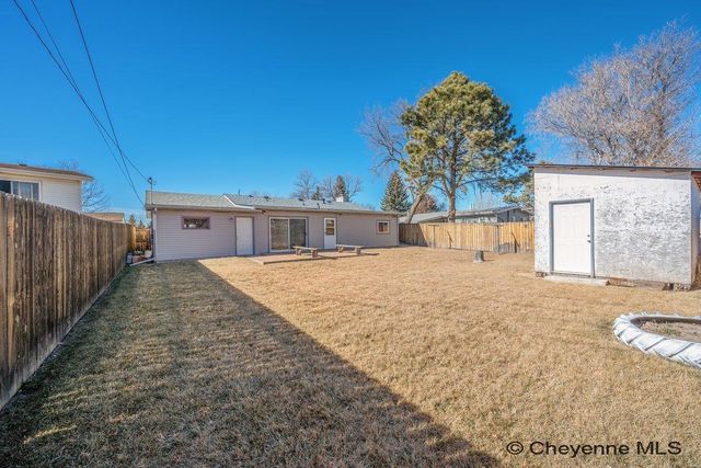 821 STEVENS DR, Cheyenne, WY 82001