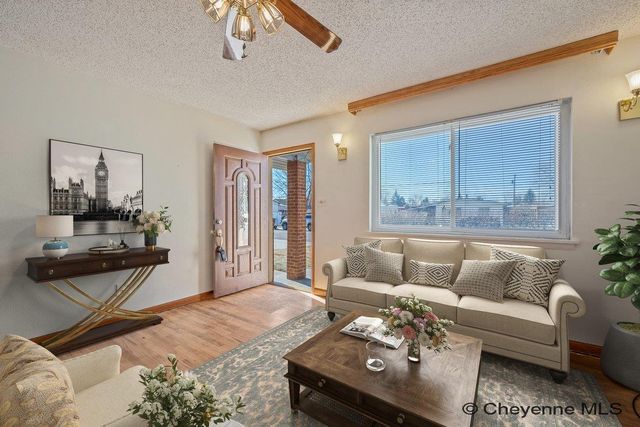 821 STEVENS DR, Cheyenne, WY 82001