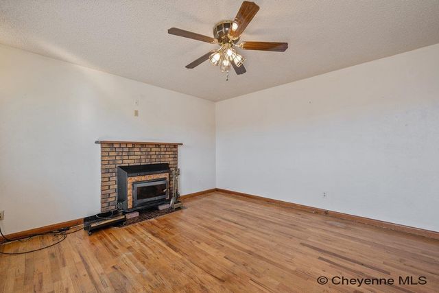 821 STEVENS DR, Cheyenne, WY 82001