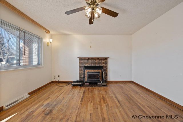 821 STEVENS DR, Cheyenne, WY 82001