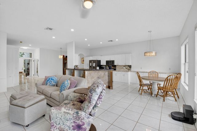 7823 Rockford Road, Boynton Beach, FL 33472