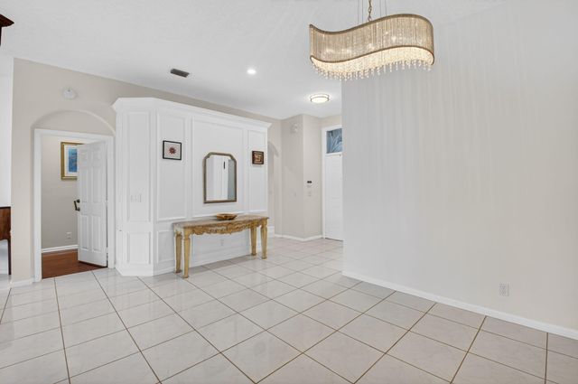 7823 Rockford Road, Boynton Beach, FL 33472