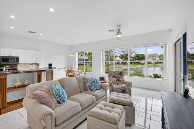 7823 Rockford Road, Boynton Beach, FL 33472